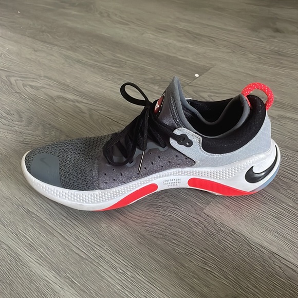 Nike JoyRide Running shoes - Picture 3 of 3